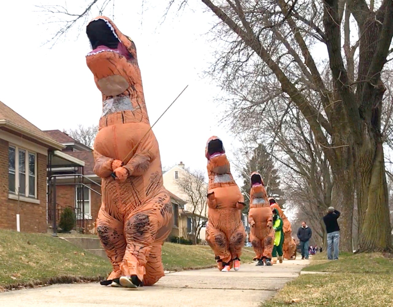 Coronavirus-DINO-PARADE